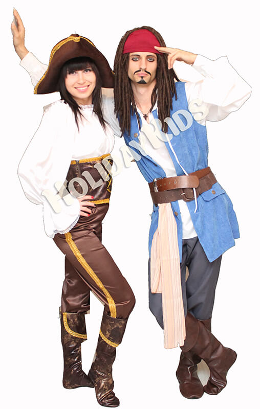  Пираты Джек Воробей и Элизабет
